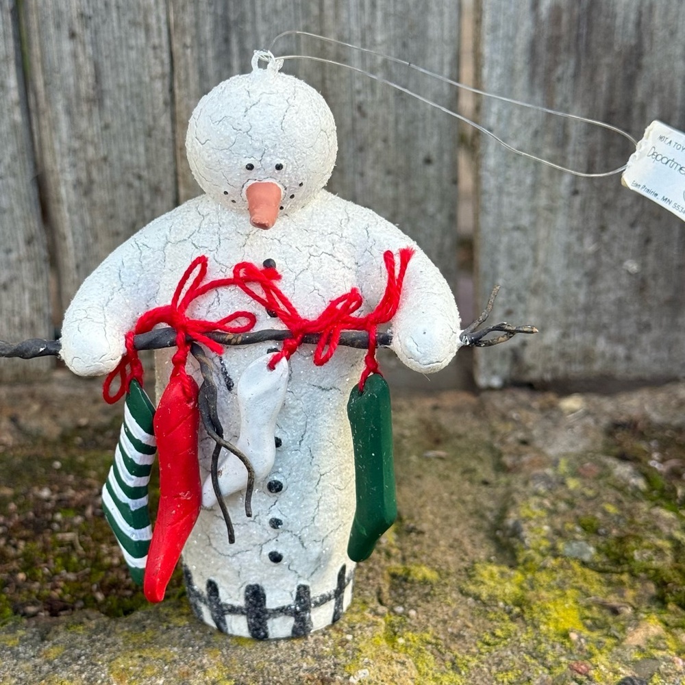 Vintage Dept 56 4” Crackle Glitter Resin Snowman Ornament Red Green Stockings